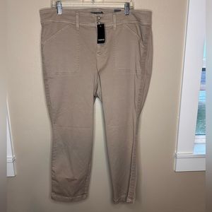 torrid Cropped Ankle Pants in Taupe